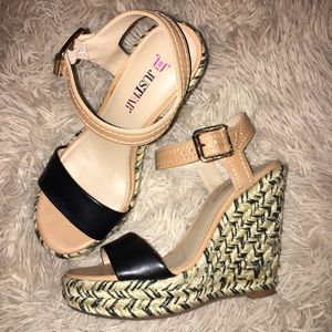 JustFab black and gold wedges size 6